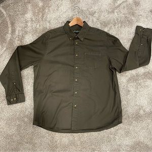 Eddie Bauer men’s long-sleeve button-down olive green shirt
